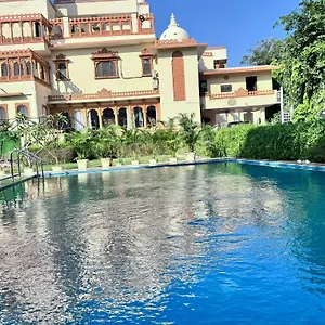 The Lavitra Lakeview *** Udaipur