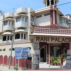 Rani Palace At Fatehsagar *** Udaipur