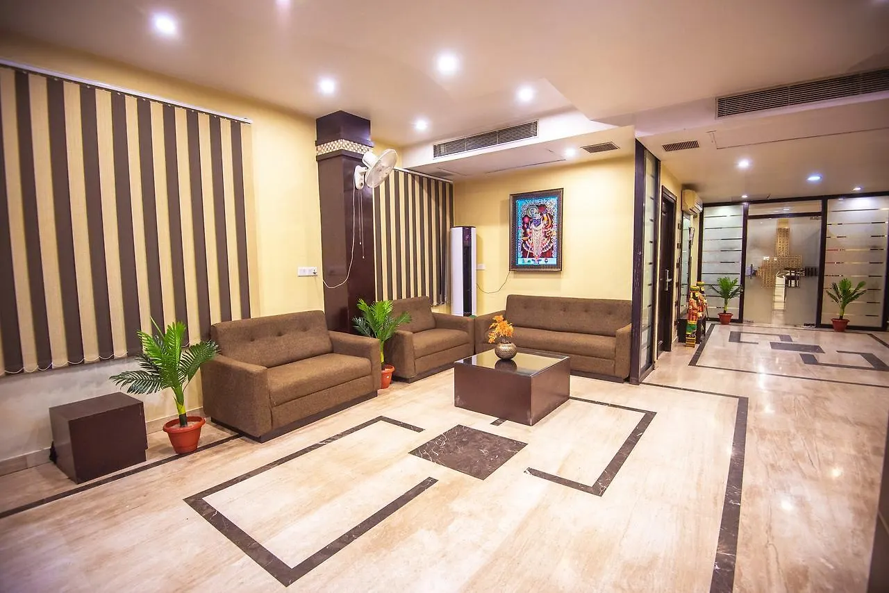Gold Leaf Hotel Udaipur 2*,